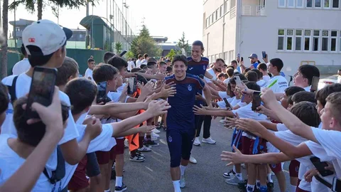 Trabzonspor'da Aral Şimşir İlk Antrenmanına Çıktı