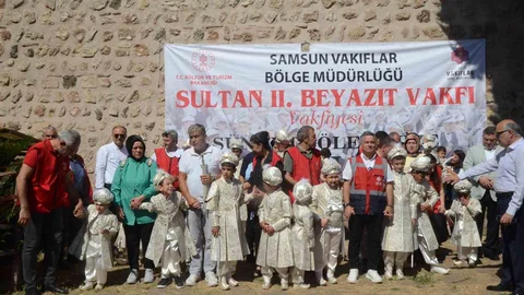 Sinop'ta 25 Çocuk İçin Sünnet Şöleni Düzenlendi