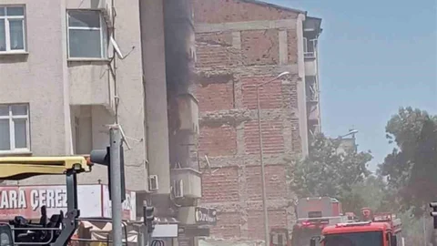 Elazığ'da Çıkan Yangın Kontrol Altına Alındı