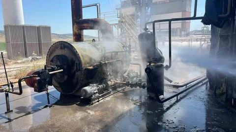 Çorum'da Asfalt Tesisinde Yangın Çıktı