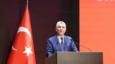 Bakan Bolat: "Hafif ticari araç üretiminde Avrupa’da birinci sıradayız"