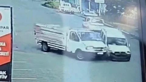 Iğdır'da Trafik Kazası Görüntülendi