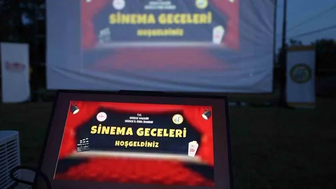 Düzce'de Sinema Etkinliği Devam Ediyor