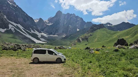 Hakkari'de Cennet Cehennem Vadisi'ne İlgi Artıyor