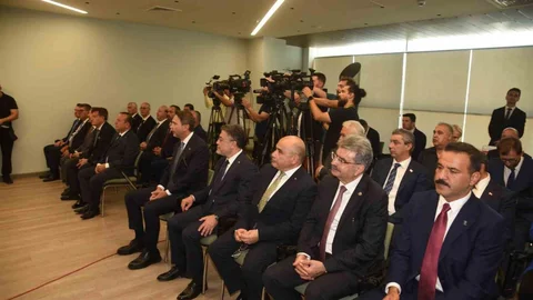 Cumhurbaşkanı Yardımcısı Yılmaz'dan Avrupa Parlamentosu'na Tepki