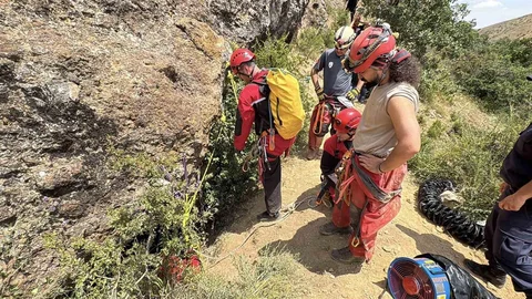 Çorum'da Define Arayışı Sürüyor