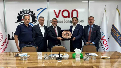 İş dünyası Van OSB’de buluştu: Bölgesel kalkınma ve ulaşım ağları masaya yatırıldı