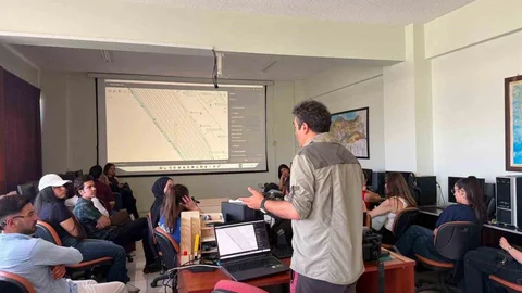 Balıkesir'de İHA Eğitim Programı Başladı