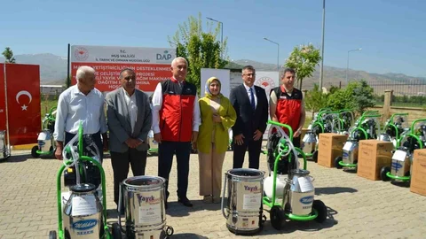 Muş’ta Manda Yetiştiricilerine Destek Verildi