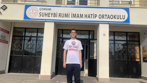 LGS’de Türkiye birincisi olan öğrenci: "Sıkı ve dengeli bir şekilde çalışmaya özen gösterdim"