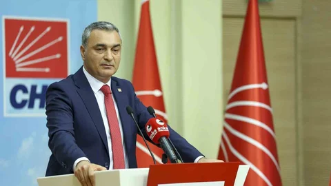 CHP'de İki İlde Yönetim Değişikliği