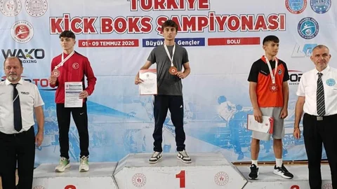 Erzincanlı Kick Boksçular Türkiye Şampiyonası'nda Başarı Elde Etti