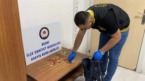 Adıyaman'da Altın Dolu Çanta Bulundu
