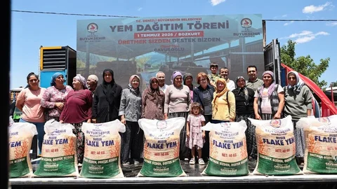 Denizli’de 19 ilçede 32 bin çuval yem yetiştiriciyle buluştu