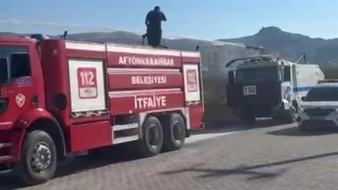Afyonkarahisar'da Otluk Yangını Kontrol Altına Alındı
