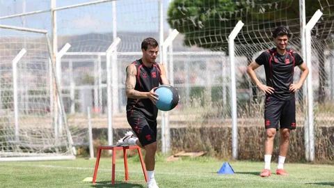 Sivasspor Çift İdmanla Hazırlanıyor