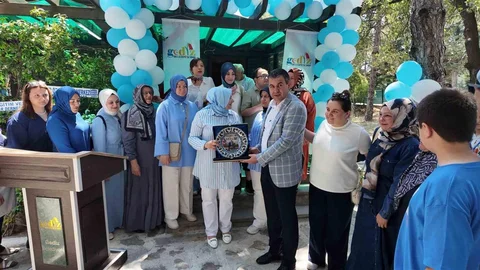 Gediz'de Engelsiz Yaşam Merkezi Açıldı
