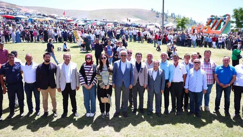 Düzce'de Geleneksel Şenlik Coşkusu