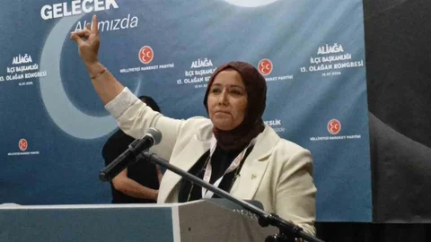 MHP Aliağa'da Nuray Aydemir Yeniden Başkan