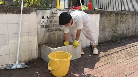 Abdullah Eman'ın Temizliği Osmaniye'de Takdir Topladı