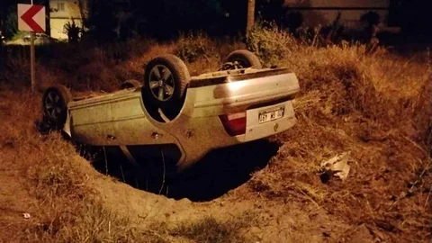 Yalvaç'ta Kaza: Otomobil Şarampole Devrildi