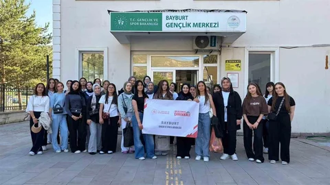 Bayburt'tan Gençler Çanakkale'ye Uğurlandı