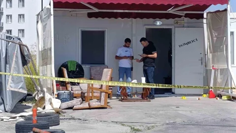 Afyonkarahisar'da Minibüs Durağına Saldırı