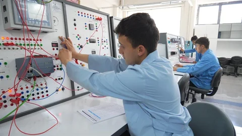 Niğde'de Meslek Liseleri İstihdam Kapısını Açıyor