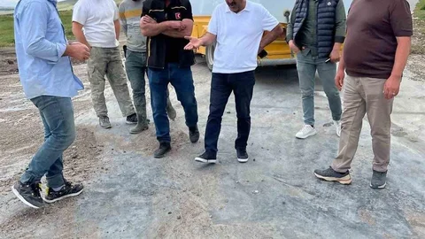 Kars'ta Köy Yollarına Asfalt Çalışması