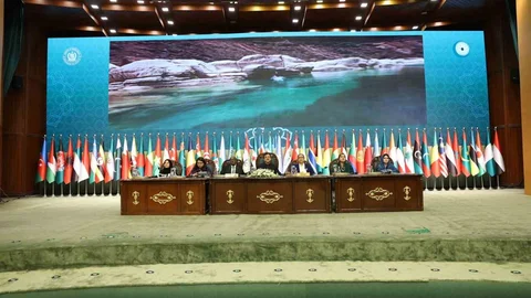 Pakistan'da Kadın Konferansı Yapıldı
