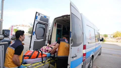 Denizli'de Evde Sağlık Hizmeti Başarıyla Devam Ediyor