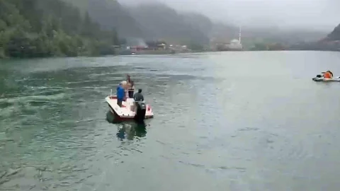 Uzungöl'de Kayıp Turist Aranıyor