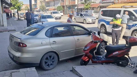 Çorum’da otomobil ile motosiklet çarpıştı: 2 yaralı
