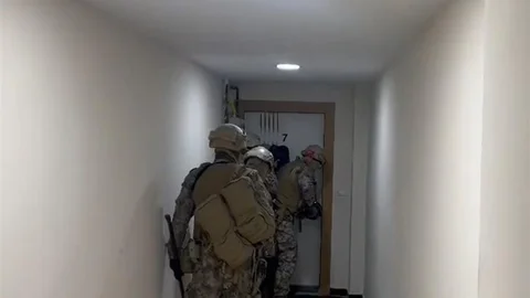 ’Ay Grubu’ suç örgütüne yönelik 7 ilde operasyon: 107 şahıs tespit edildi