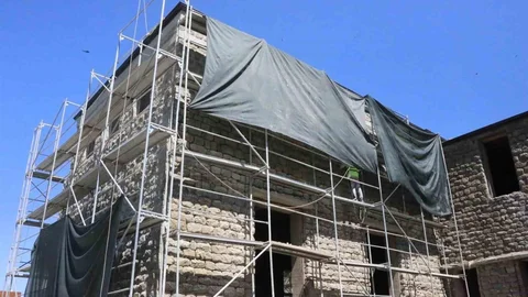 Tarihi öğretmenevinde restorasyon çalışmaları sürüyor