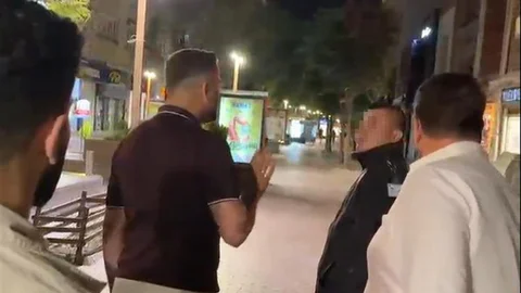 15 Temmuz pankartını indiren görevli, Ömer Halisdemir için "Kim o" dedi