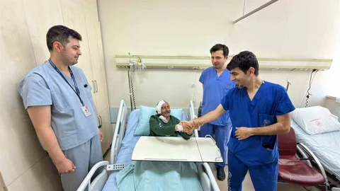 Hakkâri'de Mikrocerrahi Operasyon Başarısı