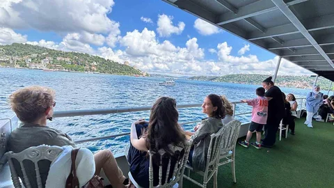 Maltepe'de Kadınlar Boğaz Gezisi Yaptı