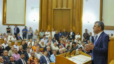 Özgür Özel'den Kılıçdaroğlu'na Seçim Çağrısı