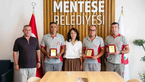 Menteşe'de Temizlik İşçilerine Ödül