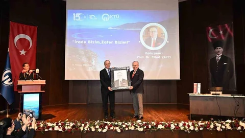 KTÜ'de Anma Programı Gerçekleşti