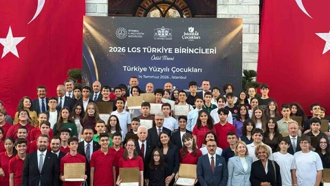 İstanbul'da LGS Başarılı Öğrencileriyle Buluşma