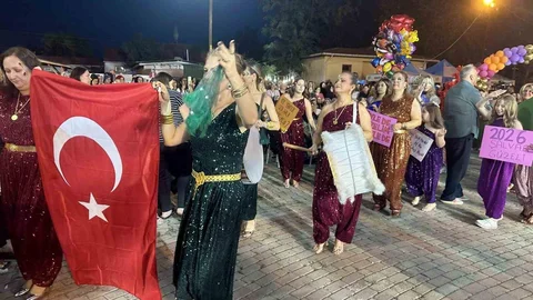 Tekirdağ'da Geleneksel Şalvar Gecesi Kutlandı