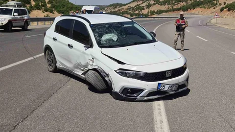 Bingöl'de Trafik Kazası: 4 Yaralı