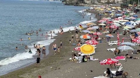 Düzce'de Sıcak Hava Yoğun İlgi Görüyor