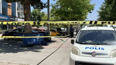 Konya'da Taksinin Çarptığı Anne ve Kızı Hayatını Kaybetti