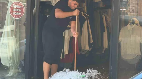Yalova'da Su Patlaması Oldu