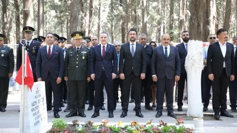 Edremit’te 15 Temmuz Şehitleri Anıldı