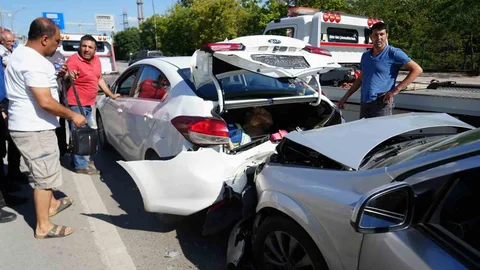 Kocaeli'de Zincirleme Trafik Kazası