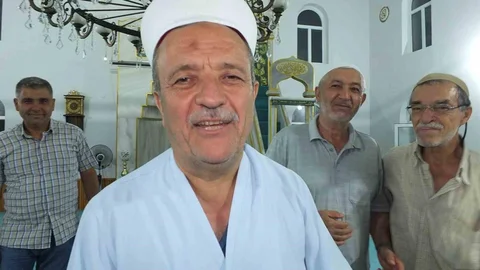 Burhaniye'de İmam Dayanışması Sürüyor